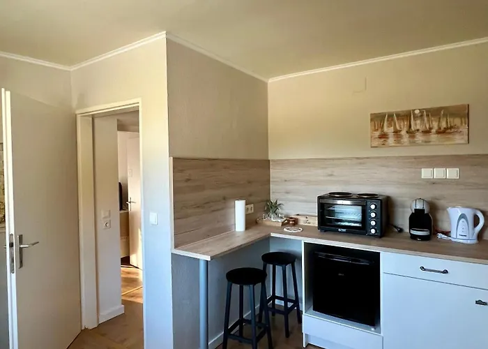 Tannenhof Bed & Breakfast 3*